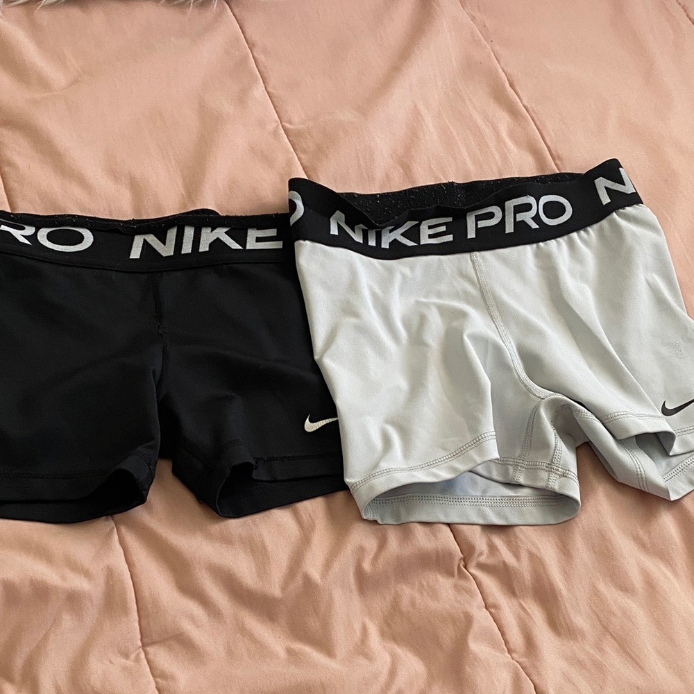 Nike Pro Black and Gray Shorts Set